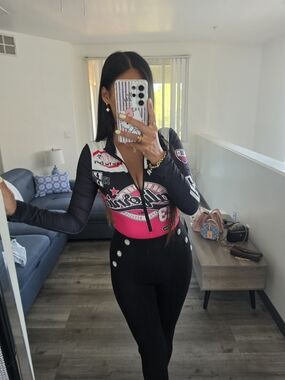 Black & Pink Zip Front Racing Top